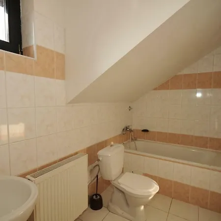 بيت ضيافة Vila 69 *